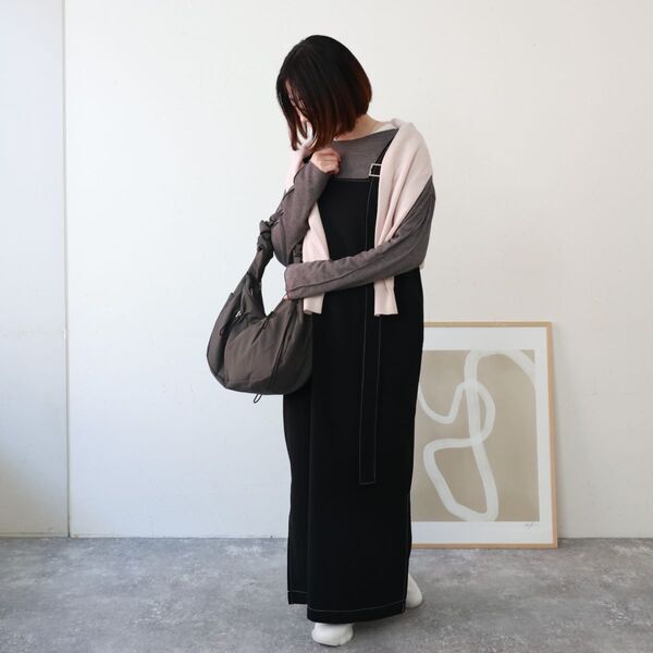 来たる春に向けて。新作の「ファッション小物」2選をスタッフがコーディネート[PR]