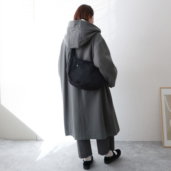 来たる春に向けて。新作の「ファッション小物」2選をスタッフがコーディネート[PR]