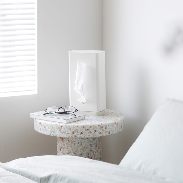 ノールックでストレスフリー！花粉症、小掃除、子育てに「片手で使えるティッシュケース」[PR]