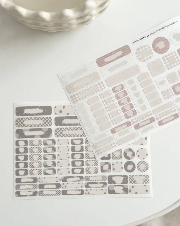 入園入学の最難関「お名前つけ」は、ここまでラクに進化した！100回洗っても剥がれない革命シールの話【インスタグラマーさんのもの選び】[PR]