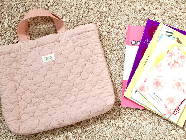 子どもたちのがんばる気持ちにそっと寄り添う。優しい風合いの「kukka ja puuイブル レッスンバッグ」[PR]