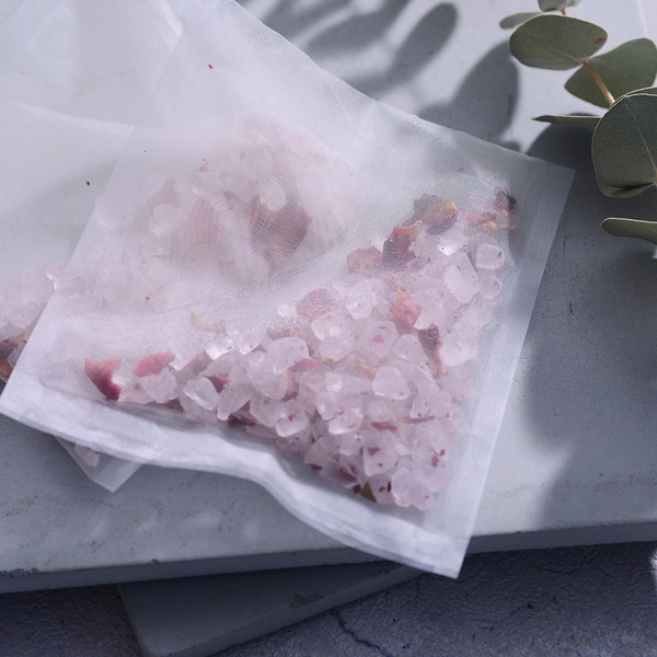 お世話になった方へのお配りギフトに。新しくなった「プチギフト特集」から、雑貨もスイーツも1100円以下で選べる5選[PR]