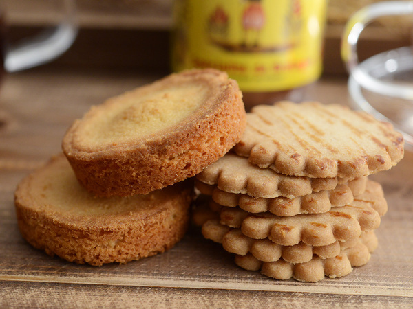 お世話になった方へのお配りギフトに。新しくなった「プチギフト特集」から、雑貨もスイーツも1100円以下で選べる5選[PR]