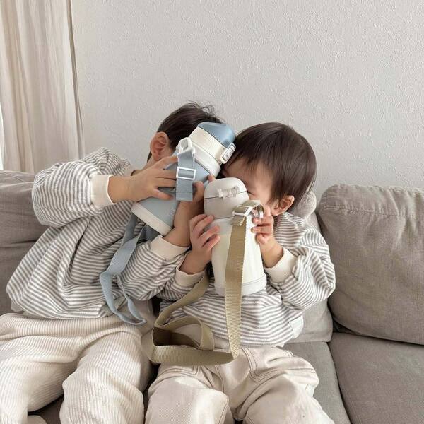 飲み方いろいろ「コップ・直飲み・ストロー式」5人のママインスタグラマーさんに聞いた、今年の『推し水筒』はコレ！[PR]