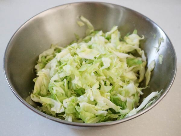 春巻きアレンジレシピ！「スティックお好み焼き＆マルゲリータピザ風」