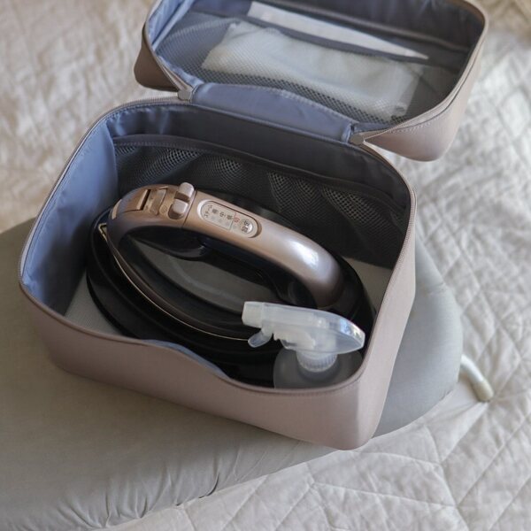 アイロン用だけじゃない！ありそうで意外と少ない『持ち運べる＆大容量な収納』が、インスタグラマーさん邸でもいろいろ活躍中〜[PR]