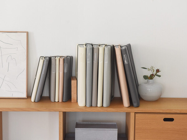 あふれる取説、サイズバラバラ書類の収納に最適！「ガバッと開く書類収納ケース」で整えてみました[PR]