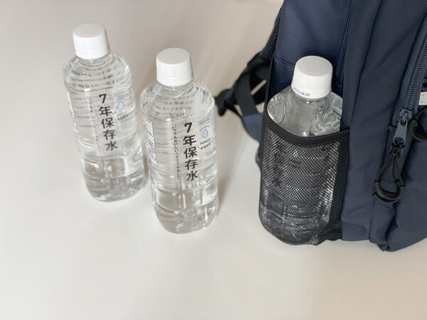 長期保存できる防災食品シリーズ「CANNED BREAD 長期保存できるデニッシュ缶」と「７年保存水」