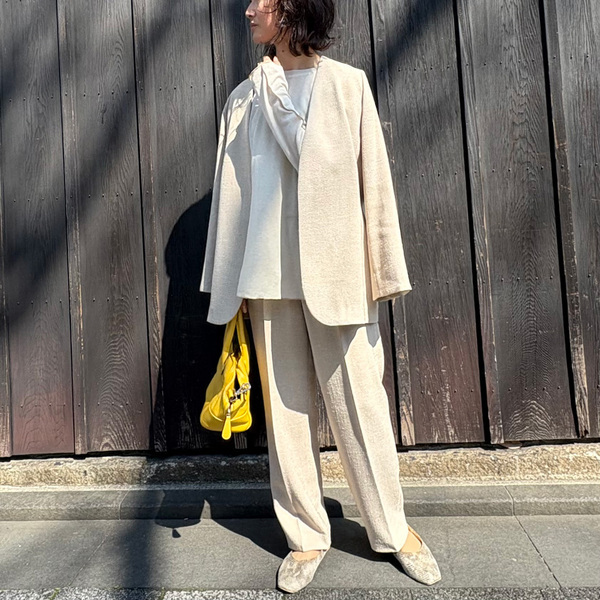 40代が気恥ずかしさなく上品に着こなせる「 シアーカットソー」スタッフ着回し3連発！[PR]