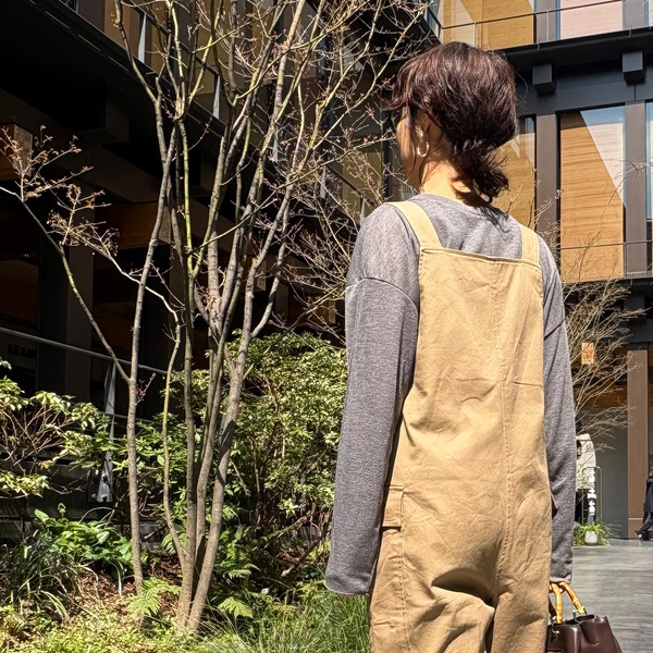 40代が気恥ずかしさなく上品に着こなせる「 シアーカットソー」スタッフ着回し3連発！[PR]