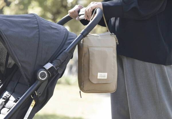 ママの旅行の救世主！大反響で欠品続出「圧縮おむつポーチ」の使用レポ第二弾！【インスタグラマーさんのもの選び】[PR]