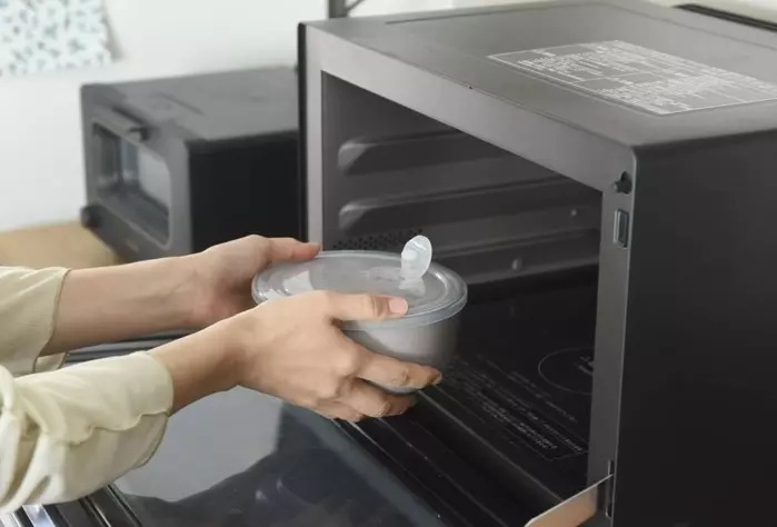 移し替え不要＆温め直しもラク！お皿になる保存容器が忙しい日の味方【インスタグラマーさんのもの選び】