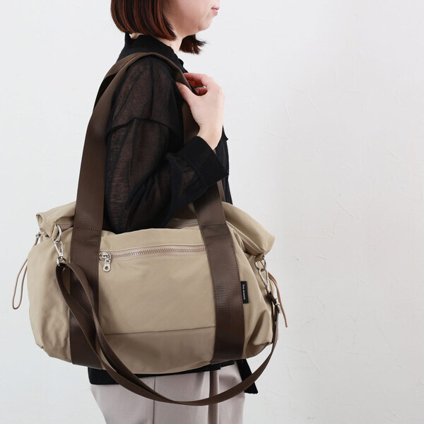 「軽量旅バッグ」がトランスフォーム！？日帰り～飛行機旅行まで、旅のあるあるにフィット[PR]