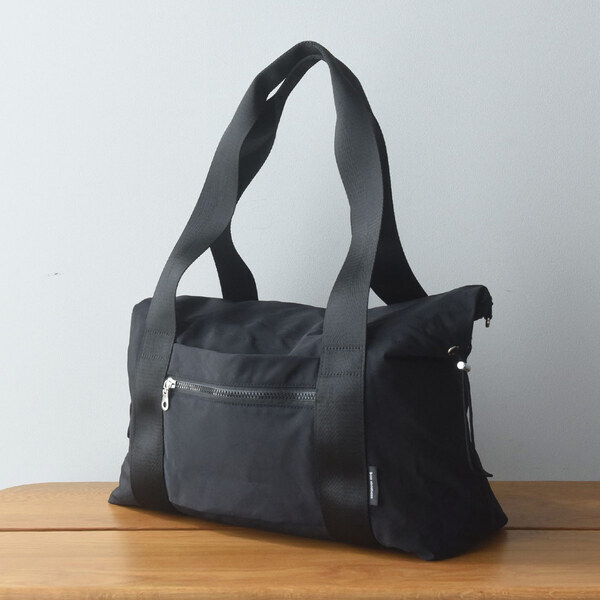 「軽量旅バッグ」がトランスフォーム！？日帰り～飛行機旅行まで、旅のあるあるにフィット[PR]