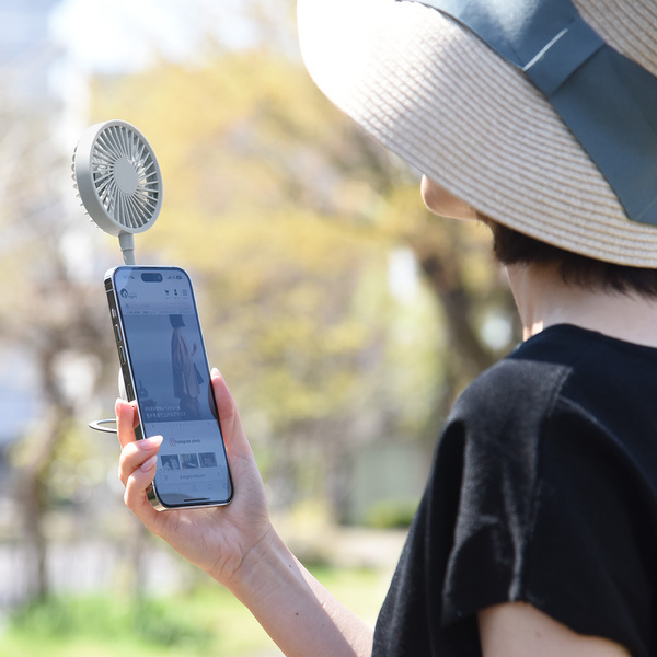 進化系ハンディファン続々！冷却プレートや暑さ指数アラート付きも登場