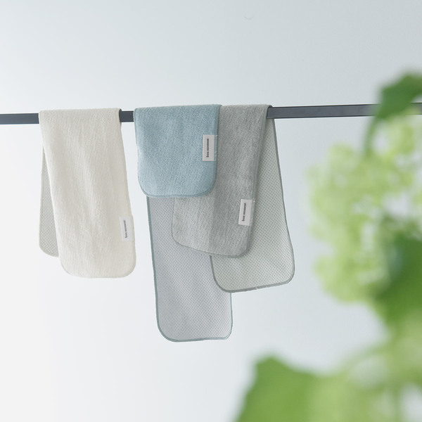 猛暑を乗り切るぞ！外出時に持ち歩きたい、首・頭・手のひらヒンヤリ冷感アイテム5選[PR]