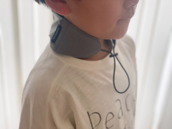 【熱中症対策】濡らすだけでひんやり！ 保冷剤ポケット付きネッククーラー