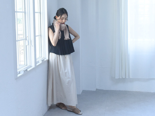 首元ぐっしょり汗に！吸汗性コットン素材の「保冷剤ポケット付きストール」で夏の汗っかき＆日焼け対策[PR]