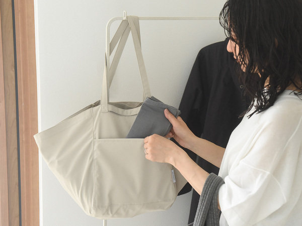 新ちょい足し収納誕生！ガバッと開く収納バッグで「しまう」も「見つける」も秒で完結[PR]