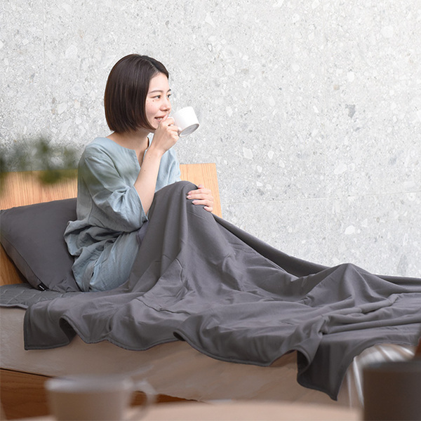 「2025今夏ベストな寝具はどれ？」冷感値だけじゃない、担当歴8年のバイヤーに聞いた3タイプの選び方[PR]