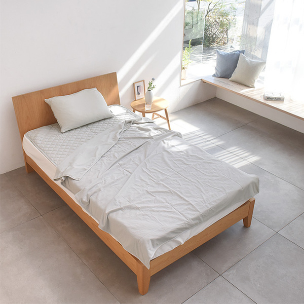 「2025今夏ベストな寝具はどれ？」冷感値だけじゃない、担当歴8年のバイヤーに聞いた3タイプの選び方[PR]