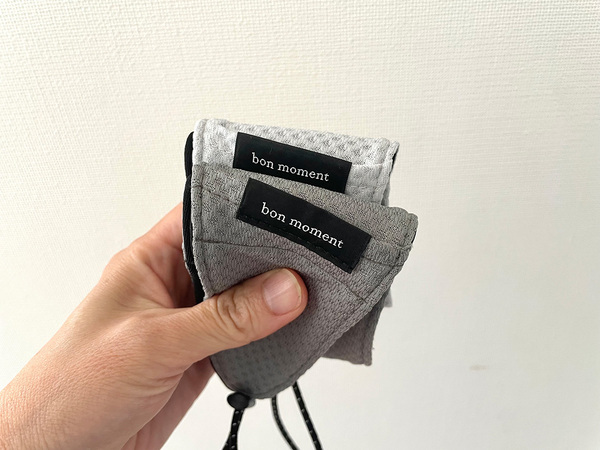 小学生の登下校時の暑さ対策にも。水で濡らすだけでひんやりが続く「bon momentのネッククーラー」[PR]