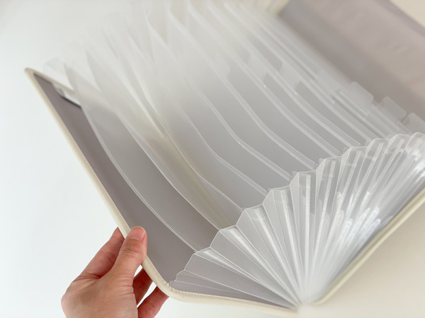 「がばっと開いて見やすい書類収納ケース」で住宅設備説明書の収納をアップデート！[PR]