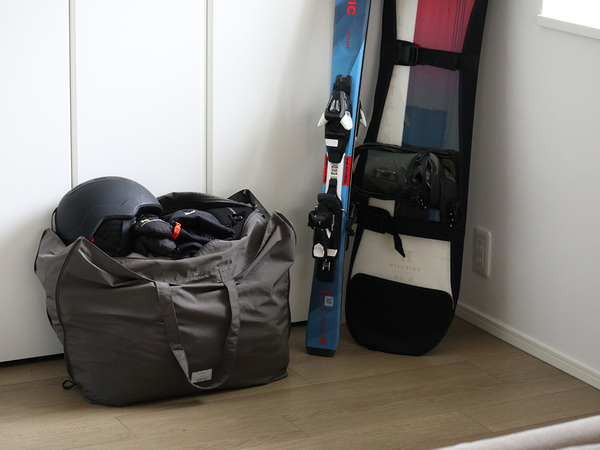 布団が入るだけじゃない！育児からレジャーまで、スタッフの「ビッグトート」愛用シーンとは？[PR]