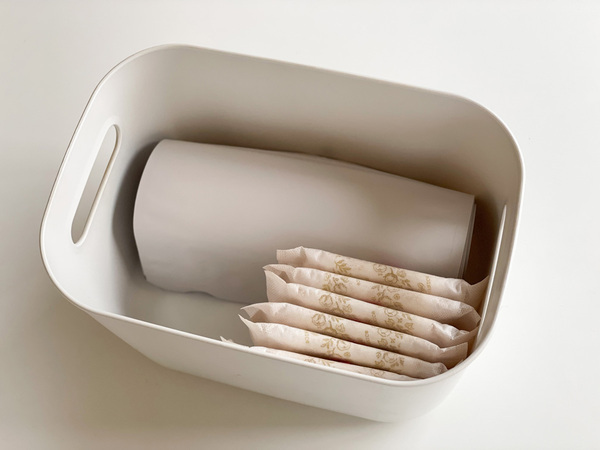 「においが漏れないサニタリーゴミ袋」に頼って、憂鬱な生理の日を乗り越えよう[PR]