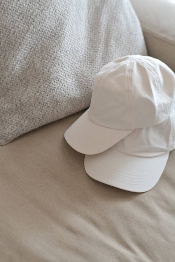 今こそ「キャップ」！姉妹ママ・仲良し親子の特権、後ろ姿がかわいすぎる、インスタグラマーさんのお揃いレポ[PR]