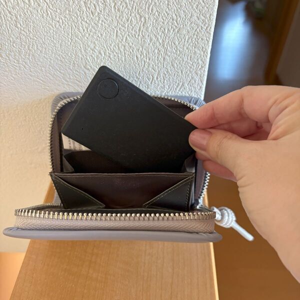 鍵も入る懐の深さ！ガバッと開いて秒で見つかる「本革ミニ財布」二代目レポ[PR]