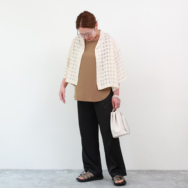 これぞ夏の着回し術！『一枚映えワンピ＆品見えブラウス』のスタッフ試着レポート[PR]