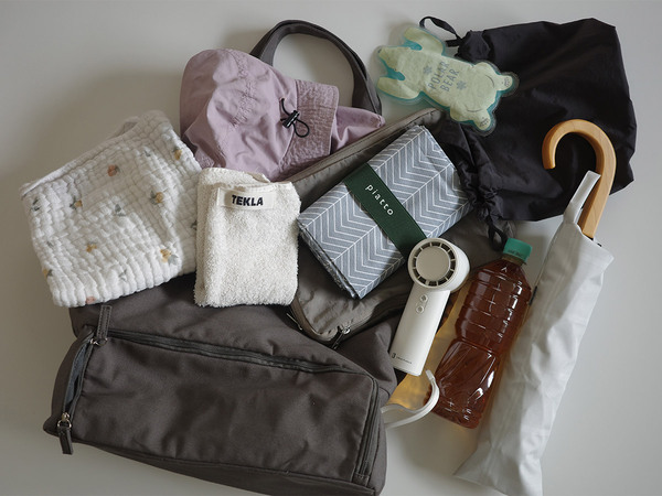 バッグが「2個持ち」じゃなくなるだけで、毎日がラクになる。[PR]