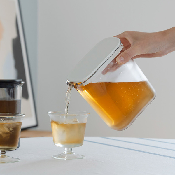 冷たい麦茶をいつでもたっぷりと！子どもと暑い夏を乗り切る「麦茶」アイテム5選[PR]