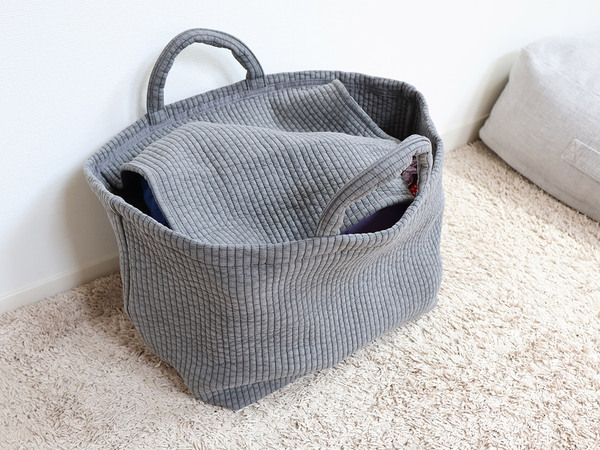 インテリアに映えるヌビ風収納トートで、がんばりすぎないお片付けを。[PR]