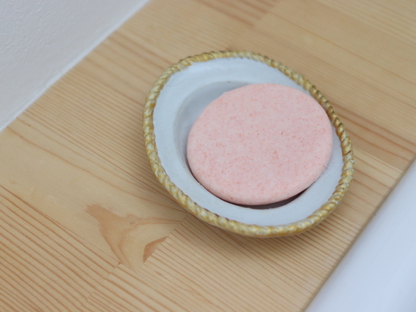 「塩石鹸」で目指せ、すっぴん美人！大人の肌悩みに“やさしさ”でアプローチ。スタッフも驚いた体験レポ[PR]