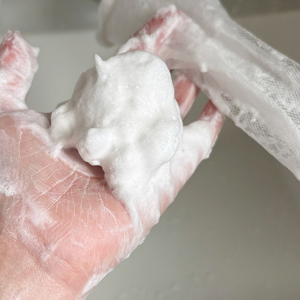 「塩石鹸」で目指せ、すっぴん美人！大人の肌悩みに“やさしさ”でアプローチ。スタッフも驚いた体験レポ[PR]