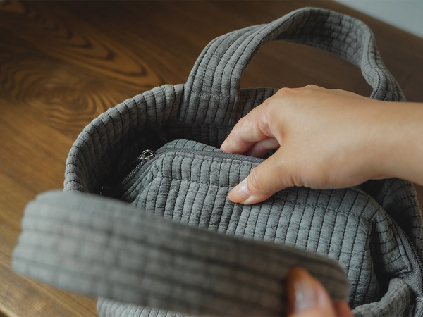 「どこに何がある？」がなくなる、小さな整えグッズ・ヌビ風 整理ができるワイヤーポーチ[PR]