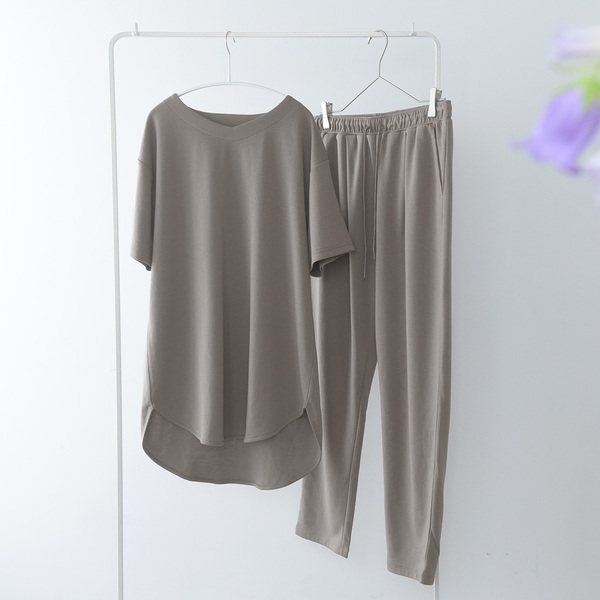 「着るだけで疲労回復」って本当？今話題の“リカバリーウェア”を肩こり＆冷えに悩むスタッフ3名が徹底レポート[PR]