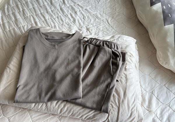 「着るだけで疲労回復」って本当？今話題の“リカバリーウェア”を肩こり＆冷えに悩むスタッフ3名が徹底レポート[PR]