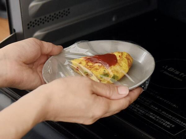 持ったときに「軽っ！」と驚く、まるで陶器な割れないお皿。手巻き寿司やお庭ごはんにも活躍中【インスタグラマーさんのもの選び】[PR]