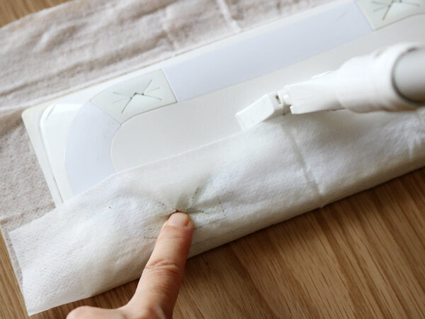 猫飼い＆マンション＆フルタイム共働きのお掃除最適解！マーナの「タッチレスワイパー」使用レポ[PR]