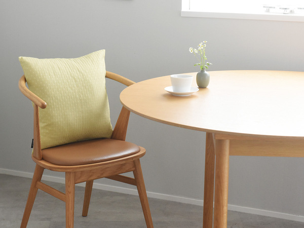 ゆる～く体力省エネな1分模様替え！パパッと印象変える新作クッションカバー[PR]