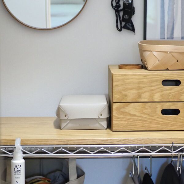 「片付ける」をインテリアに。大反響の蓋付きフェイクレザー収納、インスタグラマーさんはこう使う！[PR]