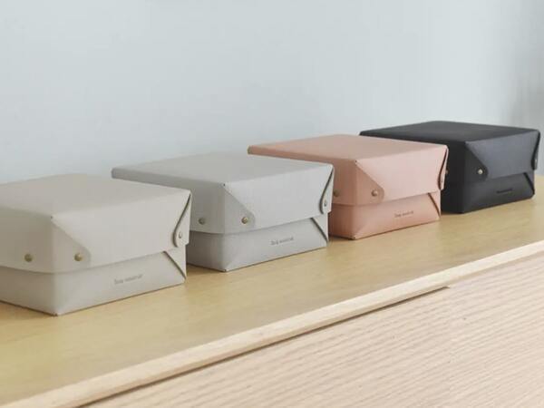 「片付ける」をインテリアに。大反響の蓋付きフェイクレザー収納、インスタグラマーさんはこう使う！[PR]