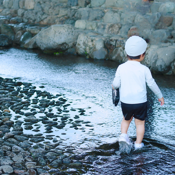川遊びで大活躍！「メッシュ風シューズケース」が想像以上に便利でした[PR]