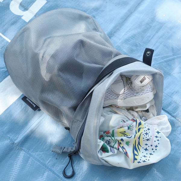 川遊びで大活躍！「メッシュ風シューズケース」が想像以上に便利でした[PR]