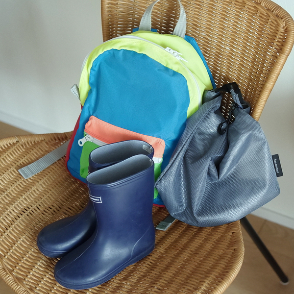 川遊びで大活躍！「メッシュ風シューズケース」が想像以上に便利でした[PR]