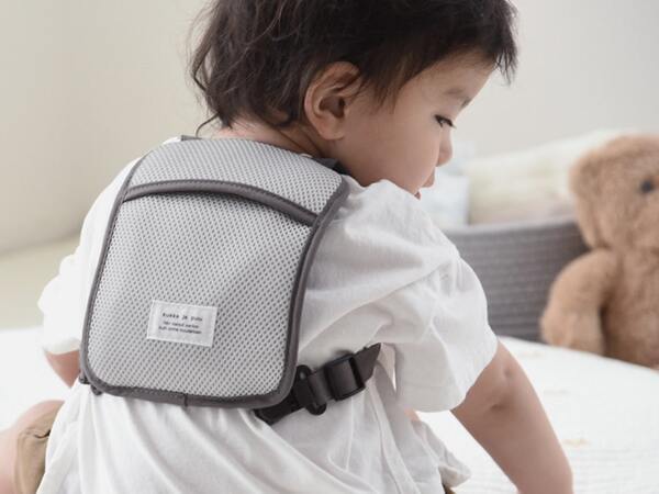 ベビーの熱中症対策！ひんやりシートで真夏のベビーカー・抱っこに安心を【インスタグラマーさんのもの選び】[PR]