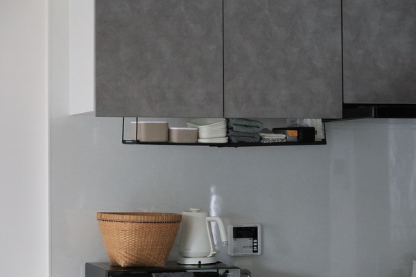 収納スペース増設で暮らしが変わる！ライフスタイルの異なるスタッフの生活に、ピタッとハマった収納アイテムとは？[PR]